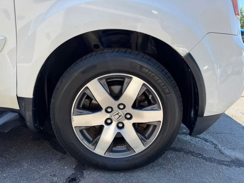 Used 2012 Honda Pilot Touring image 12