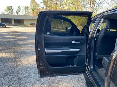 Used 2018 Toyota Tundra Limited w/ Limited Premium Package image 49