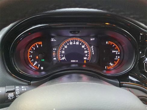 Used 2024 Dodge Durango GT image 12