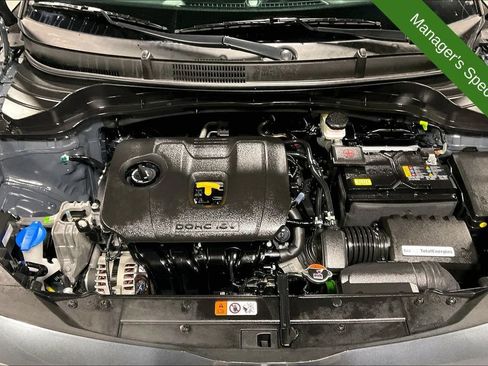 Used 2025 Kia Soul LX w/ LX Technology Package FWD image 11