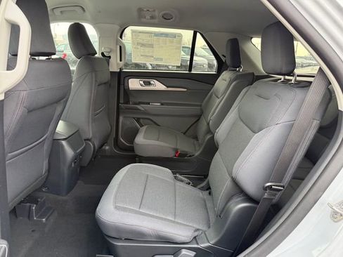 New 2026 Ford Explorer Active image 15