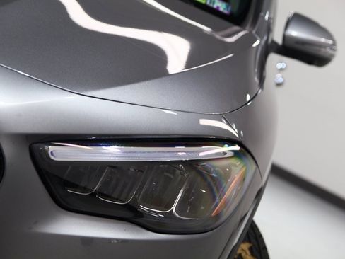 Used 2025 Mercedes-Benz GLA 250 4MATIC image 7