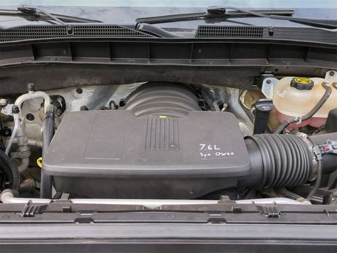 Used 2023 GMC Sierra 1500 SLE w/ X31 Off-Road Package image 14