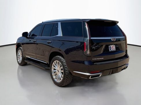Used 2023 Cadillac Escalade Premium Luxury w/ LPO, Floor Liner Package AWD/4WD image 5