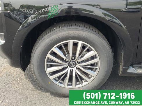 Used 2024 Nissan Armada SL image 9