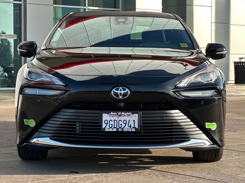 Certified 2023 Toyota Mirai XLE image 11