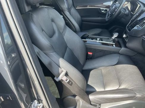 Used 2016 Volvo XC90 T6 Momentum w/ Momentum Plus Package AWD/4WD image 23