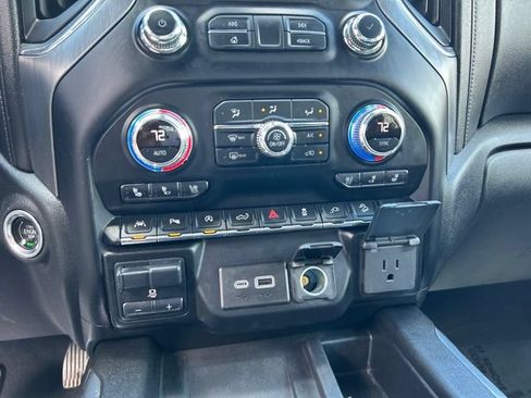 Used 2020 GMC Sierra 1500 Denali w/ Denali Ultimate Package AWD/4WD image 29