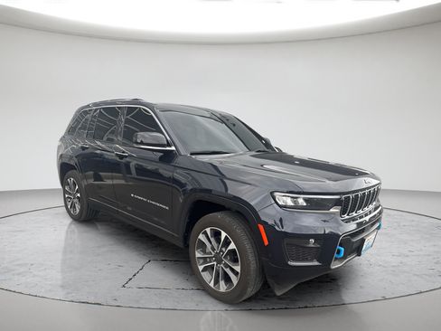 Used 2023 Jeep Grand Cherokee Overland w/ Rear Seat Video Group I AWD/4WD image 1