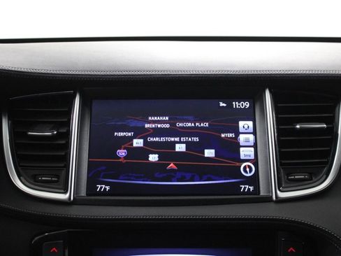 Used 2019 INFINITI QX50 Essential w/ Sensory Package image 29