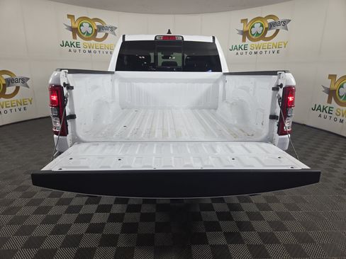 Used 2023 RAM 1500 Big Horn AWD/4WD image 34