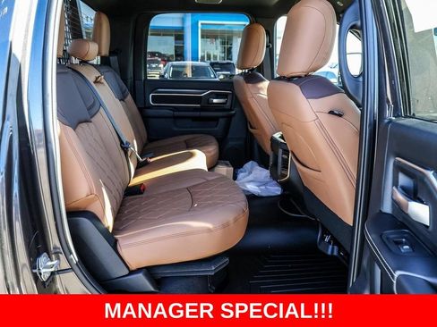 New 2025 RAM 2500 Big Horn AWD/4WD image 30