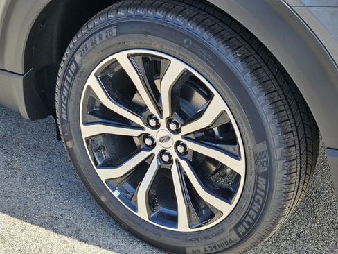 New 2025 Ford Explorer ST-Line image 7