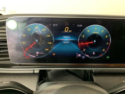 Used 2022 Mercedes-Benz GLE 350 4MATIC w/ Premium Package image 20