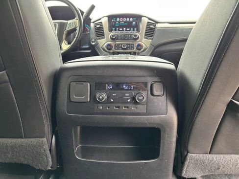 Used 2019 GMC Yukon XL Denali w/ Denali Ultimate Package AWD/4WD image 21