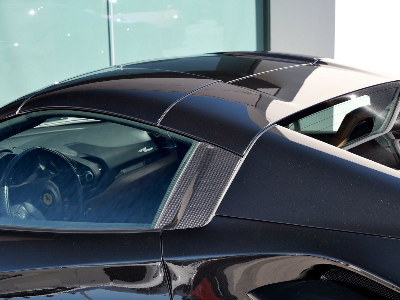 Used 2018 Ferrari 488 Spider RWD image 5