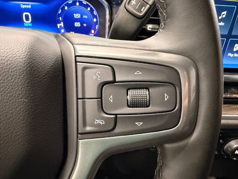 Used 2025 Chevrolet Silverado 1500 LT image 39