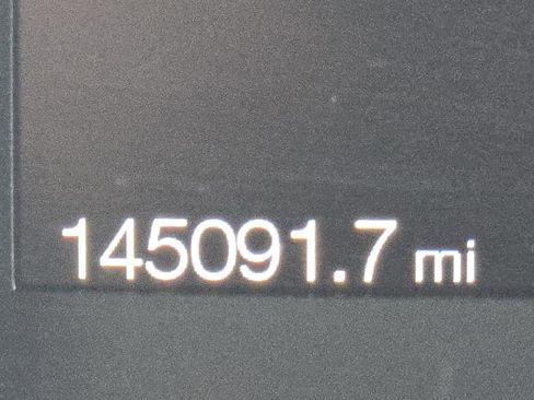 Used 2014 Ford F150 Lariat w/ Equipment Group 502A Luxury image 10