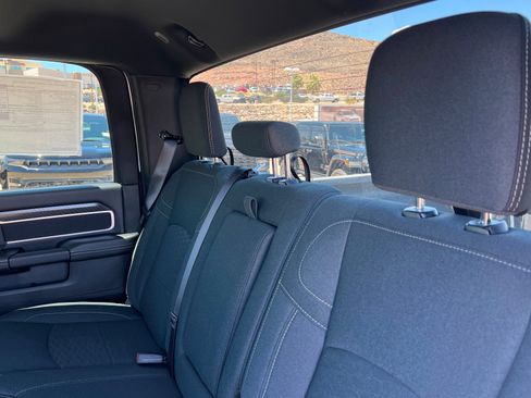 New 2026 RAM 2500 Big Horn AWD/4WD image 20