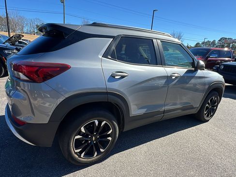 Used 2023 Chevrolet TrailBlazer LT w/ Convenience Package image 8