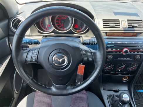 Used 2006 MAZDA MAZDA3 s w/ Appearance Pkg FWD image 21