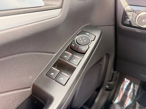 Used 2024 Ford Escape Platinum w/ Premium Technology Package AWD/4WD image 27