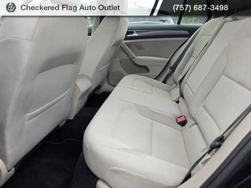 Used 2019 Volkswagen Golf S FWD image 21