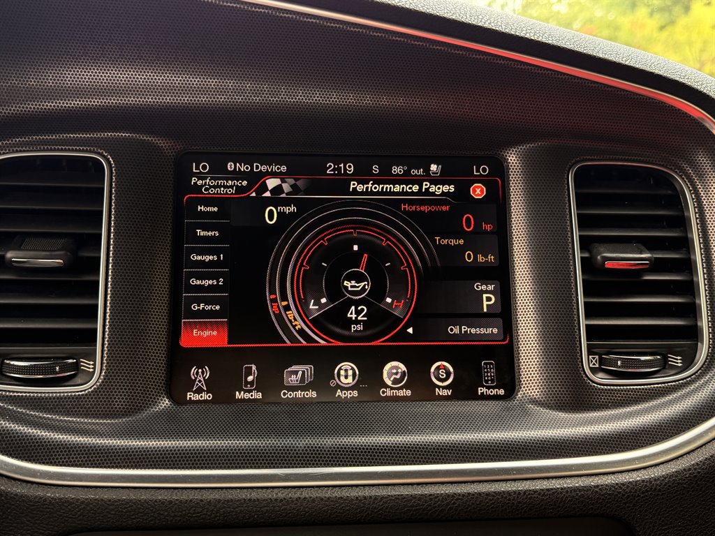 Used 2016 Dodge Charger R/T Scat Pack w/ Beats Audio Group RWD image 27