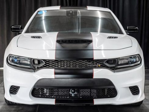 Used 2023 Dodge Charger Scat Pack w/ Technology Group RWD image 5