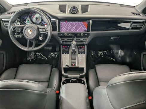 Certified 2024 Porsche Macan S AWD/4WD image 20