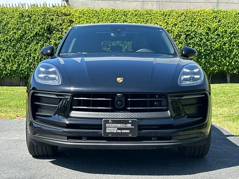 Certified 2025 Porsche Macan AWD/4WD image 11