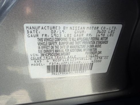 Used 2019 Nissan Kicks SR w/ SR Premium Package FWD image 30