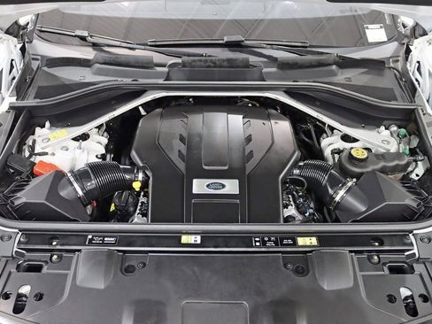 Used 2023 Land Rover Range Rover SE image 41