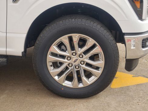 New 2025 Ford F150 Lariat w/ Equipment Group 501A Mid image 8