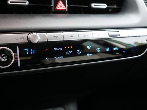 Used 2024 Hyundai Ioniq 5 SEL image 23