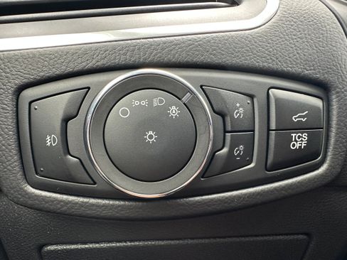 Used 2024 Ford Edge Titanium AWD/4WD image 28
