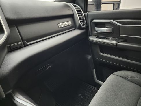 Used 2024 RAM 2500 Big Horn w/ Night Edition image 13