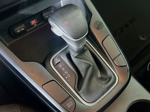 Used 2022 Kia Soul LX w/ Technology Package FWD image 24