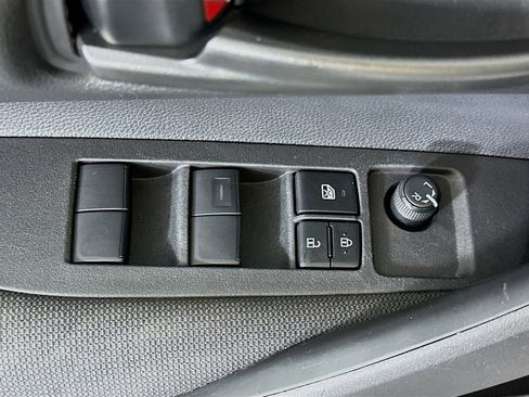 Used 2025 Toyota Corolla LE image 15