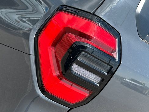 Used 2025 Toyota 4Runner TRD Off-Road AWD/4WD image 22