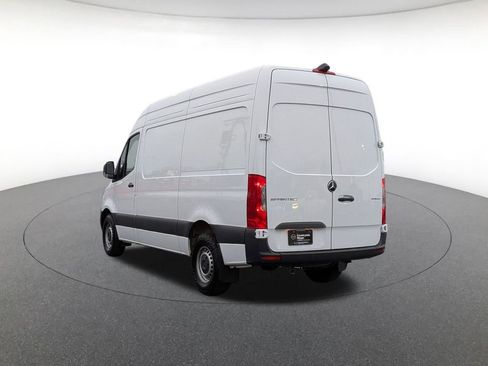 Used 2025 Mercedes-Benz Sprinter 2500 image 7