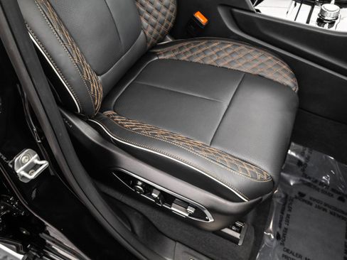 Used 2025 Jeep Grand Cherokee L Summit image 41