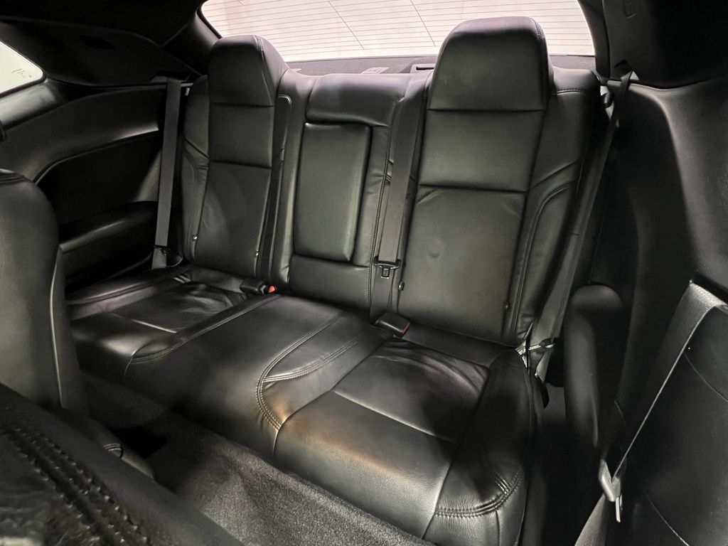 Used 2020 Dodge Challenger GT w/ Driver Convenience Group RWD image 31