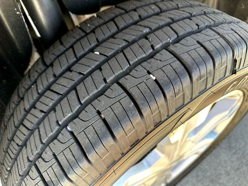 Used 2017 GMC Terrain SLE image 29