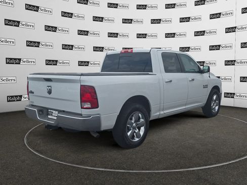 Used 2015 RAM 1500 Big Horn RWD image 6