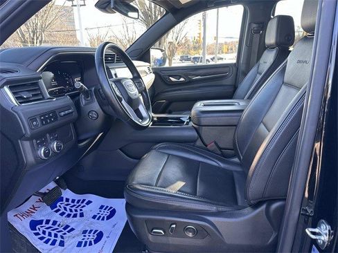 Used 2023 GMC Yukon Denali image 18