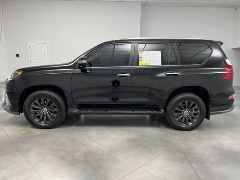 Used 2022 Lexus GX 460 Premium w/ Accessory Package AWD/4WD image 5
