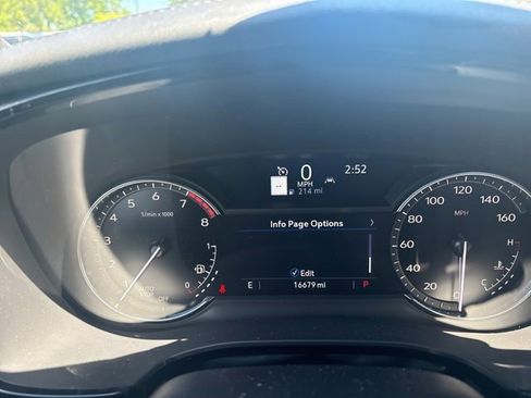 Certified 2025 Cadillac XT6 Premium Luxury image 28