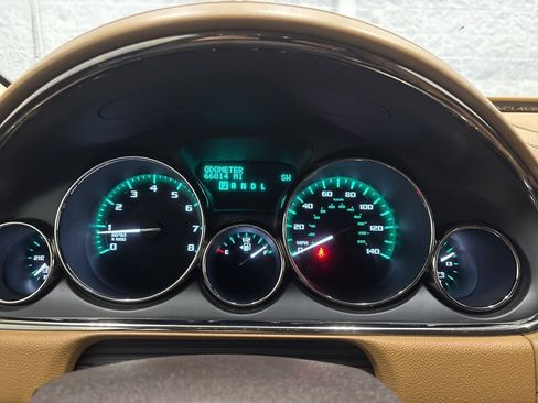 Used 2016 Buick Enclave Premium image 37
