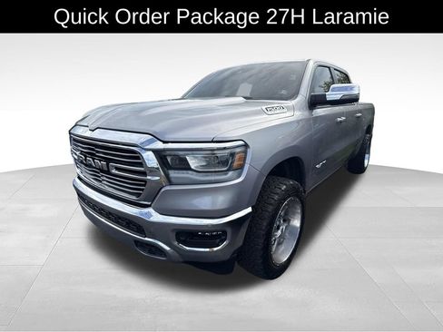 Used 2023 RAM 1500 Laramie AWD/4WD image 5
